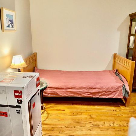B3 A Private Room In Naperville Downtown With Desk And Wi-Fi Near Everything Eksteriør bilde